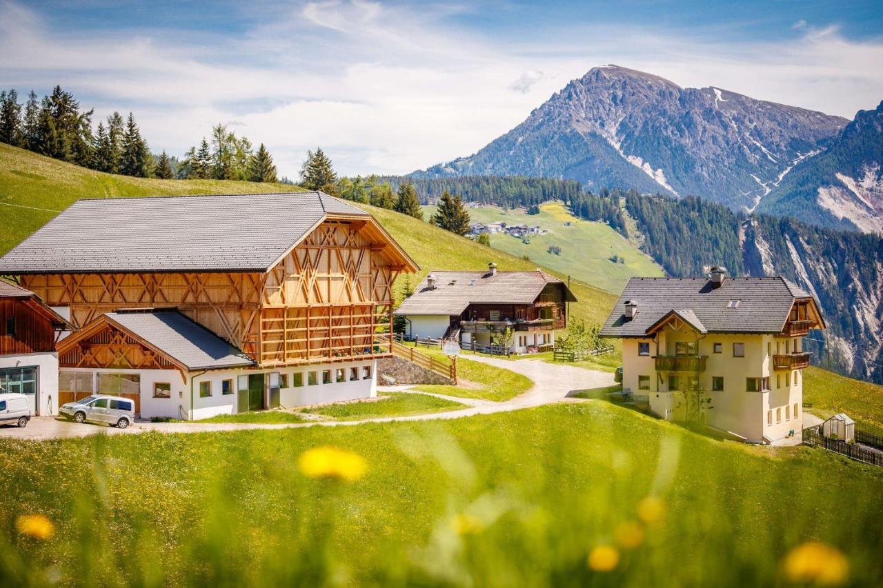 Agriturism Gscnara Lägenhet San Martino in Badia Exteriör bild