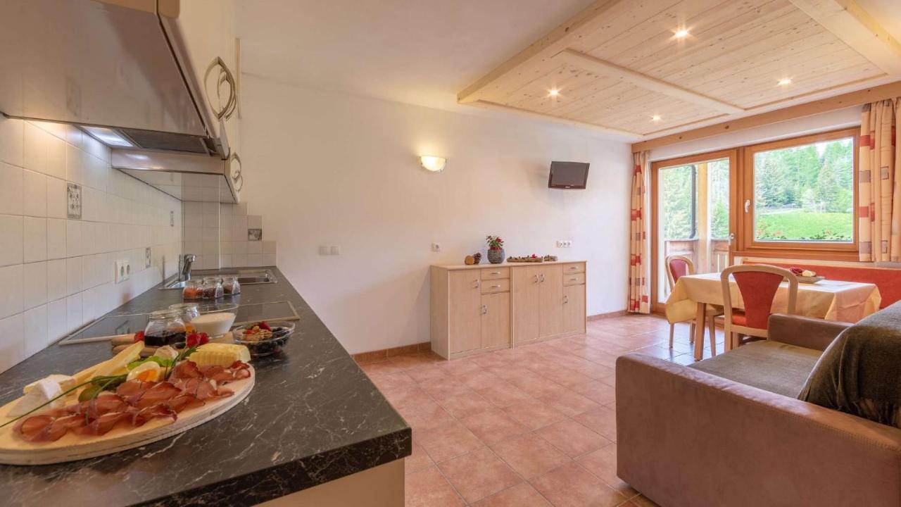 Agriturism Gscnara Lägenhet San Martino in Badia Exteriör bild