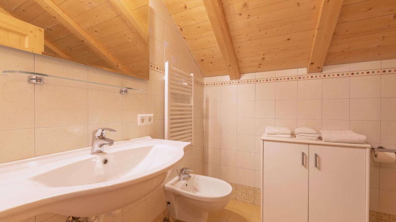 Agriturism Gscnara Lägenhet San Martino in Badia Exteriör bild